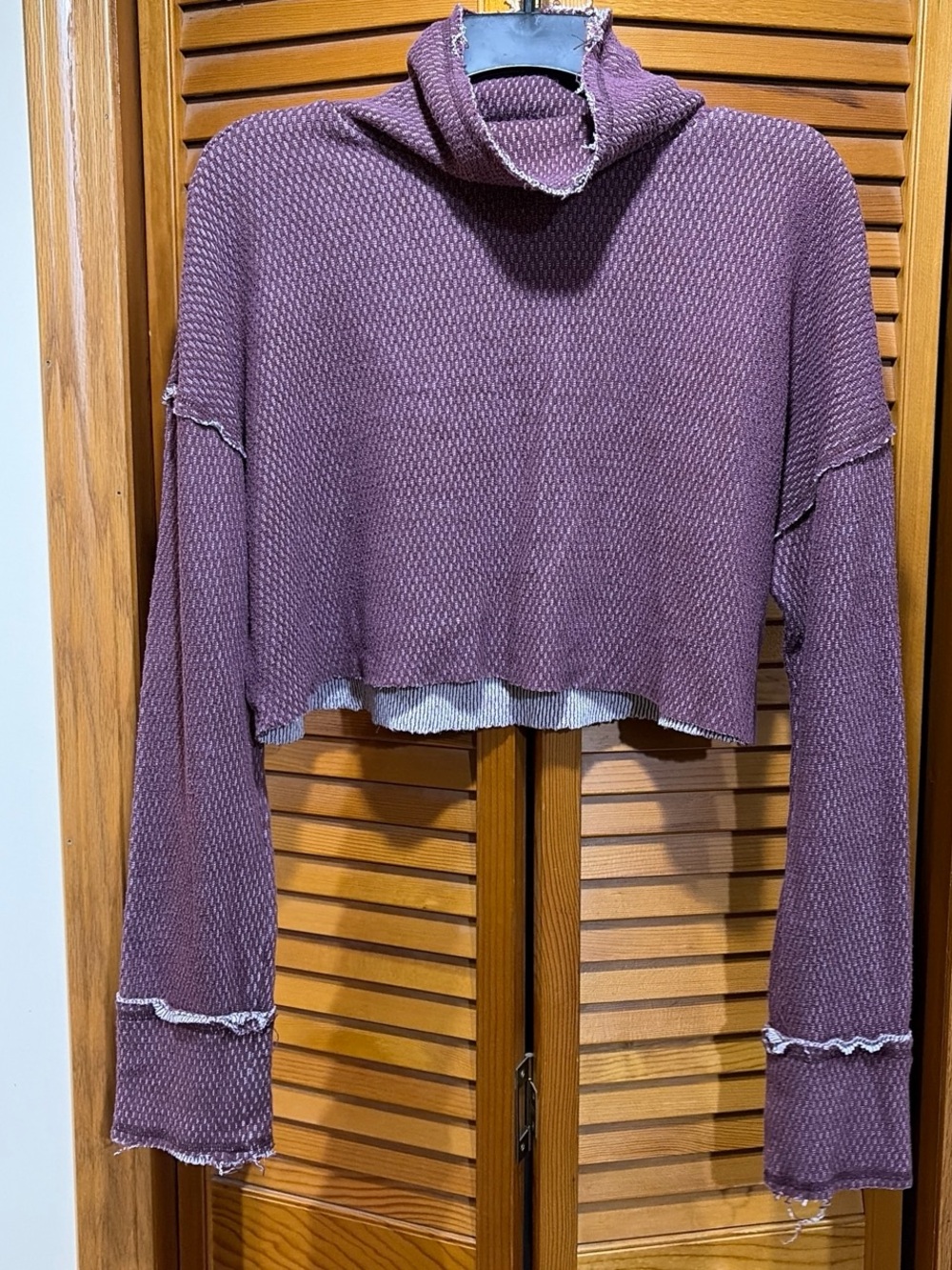 Urban Outfitters Out From Under Cropped Sweatshirt Medium